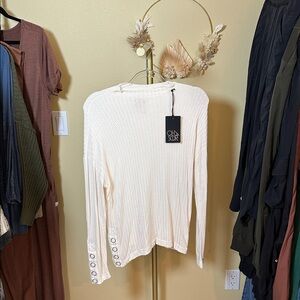 148. Cha Sor Ivory Waffle Knit Long Sleeve Top